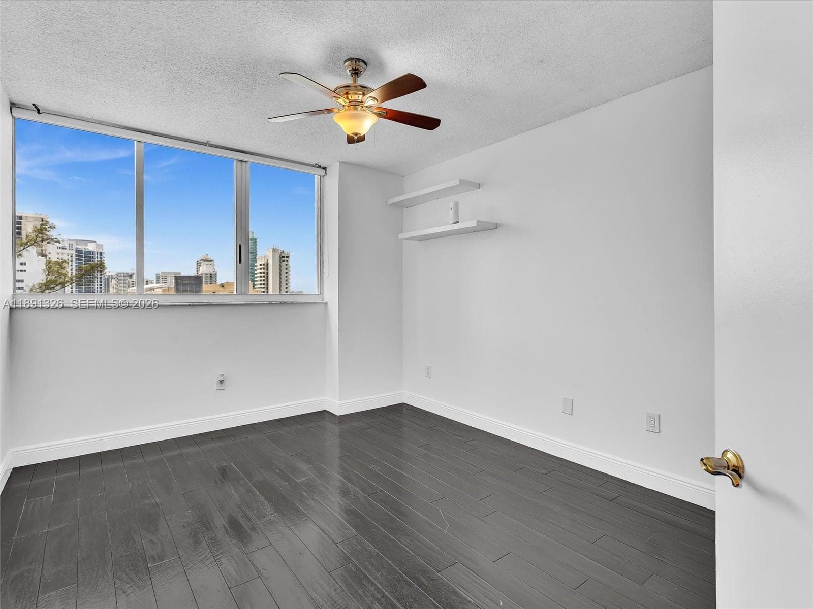 FLORIDA TOWER · #701 in Miami Beach - Photo 20