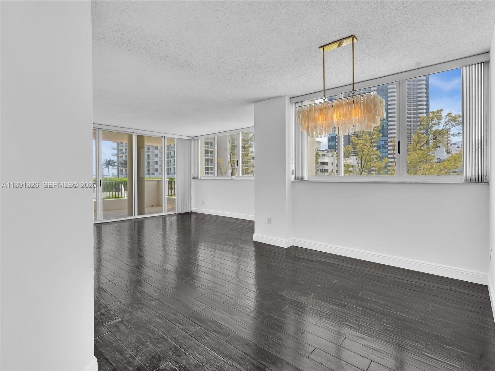 FLORIDA TOWER · #701 in Miami Beach - Photo 9