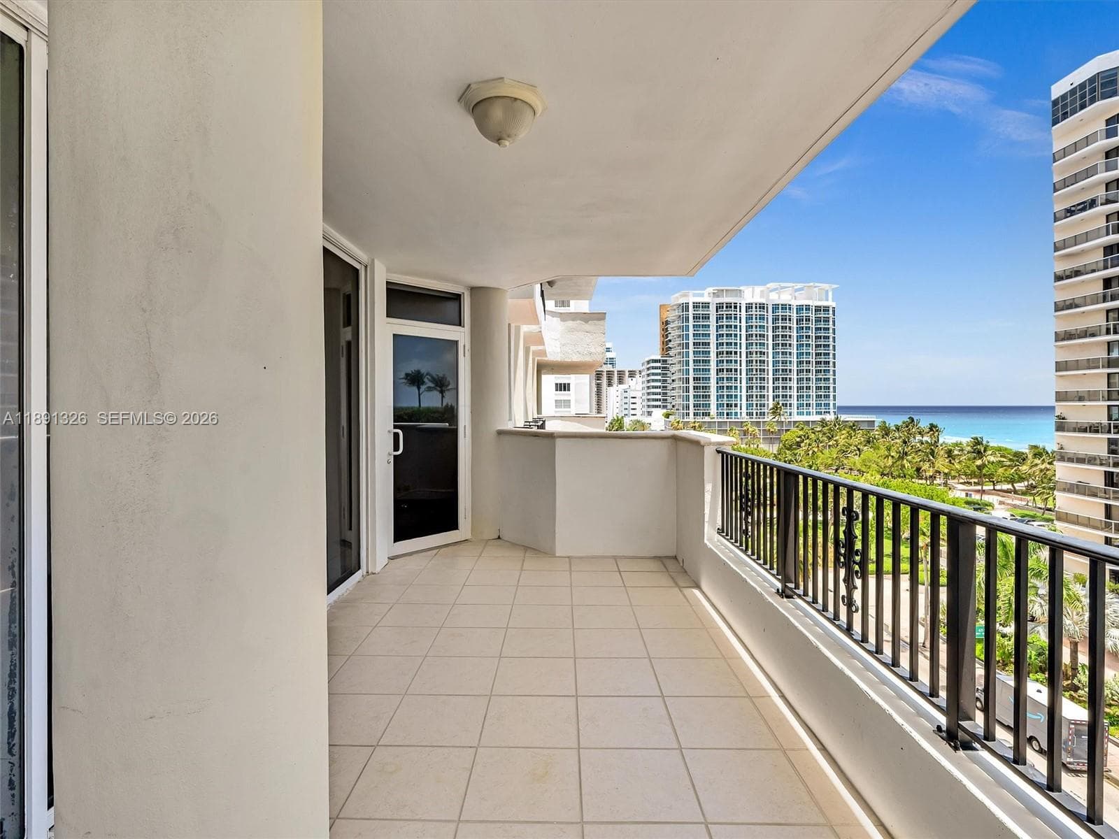 FLORIDA TOWER · #701 in Miami Beach - Photo 11