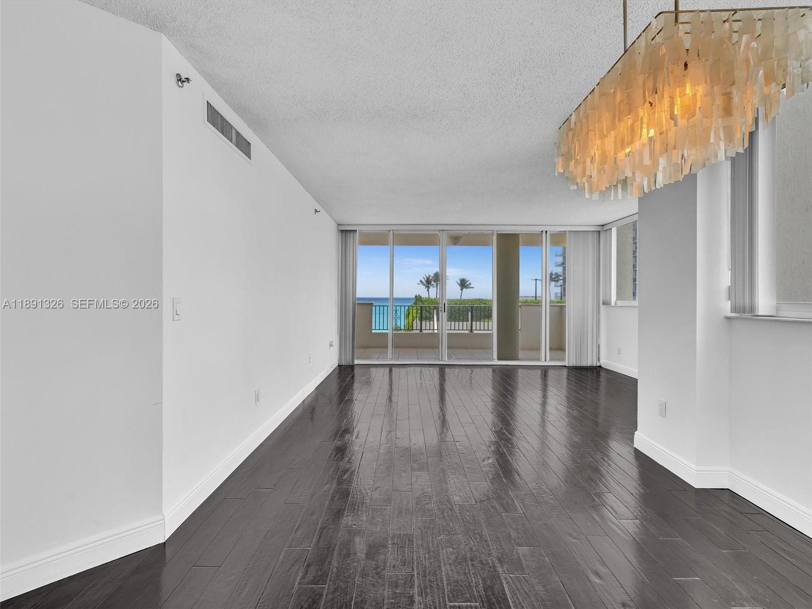 FLORIDA TOWER · #701 in Miami Beach - Photo 8