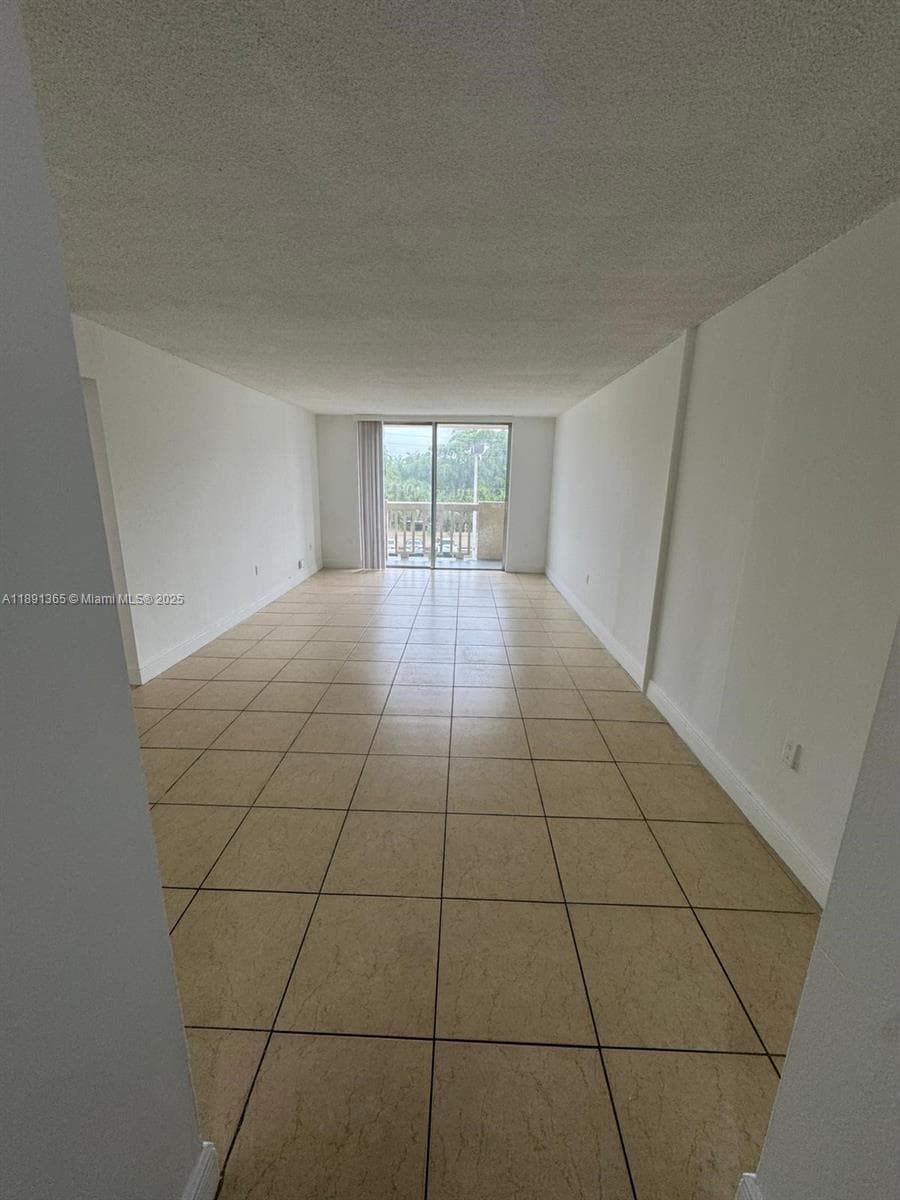 BAYVIEW PALMS CONDO · #333 in North Miami - Photo 3