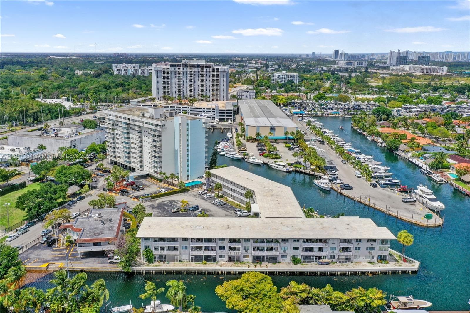 Keystone Arms Condo · #303 in North Miami - Photo 17