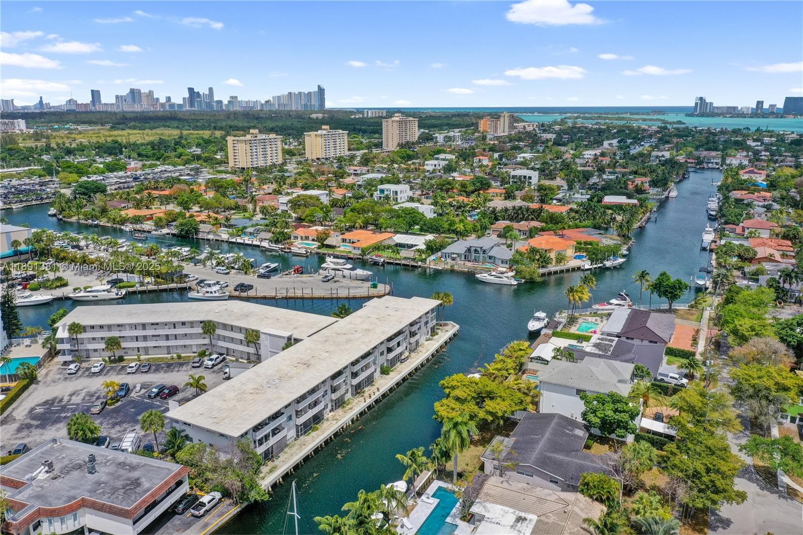 Keystone Arms Condo · #303 in North Miami - Photo 16