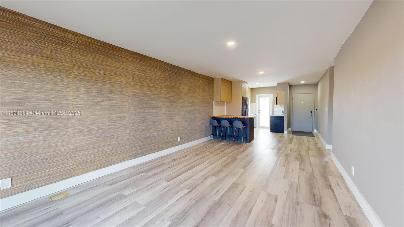 Keystone Arms Condo · #303 in North Miami - Photo 4
