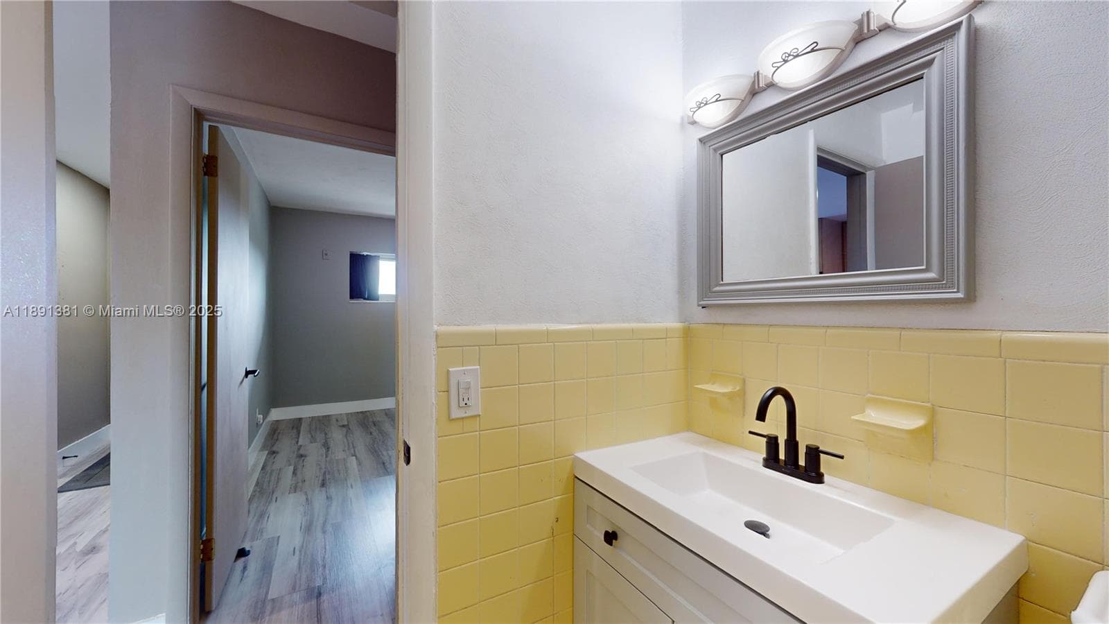 Keystone Arms Condo · #303 in North Miami - Photo 8