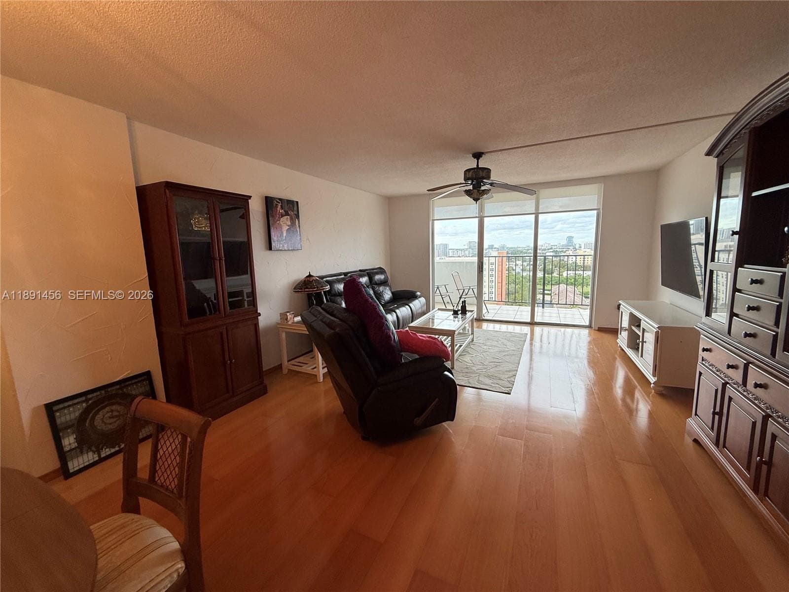 COMMODORE PLAZA CONDO · #1415 in Aventura - Photo 2