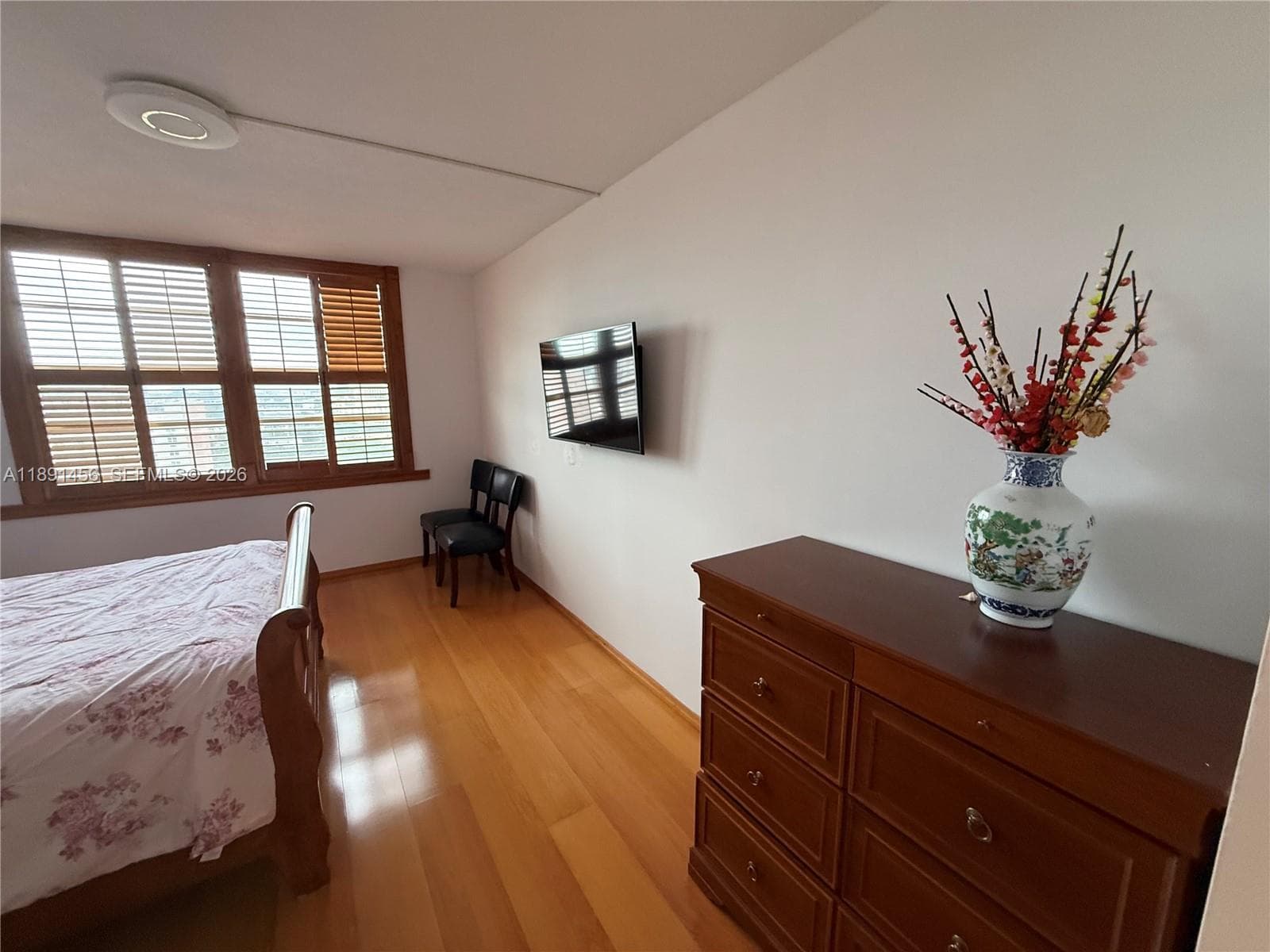 COMMODORE PLAZA CONDO · #1415 in Aventura - Photo 15