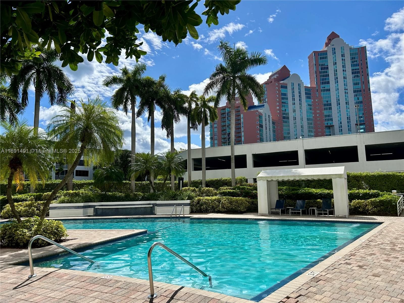 PARC CENTRAL AVENTURA EAS · #1517 in Aventura - Photo 28
