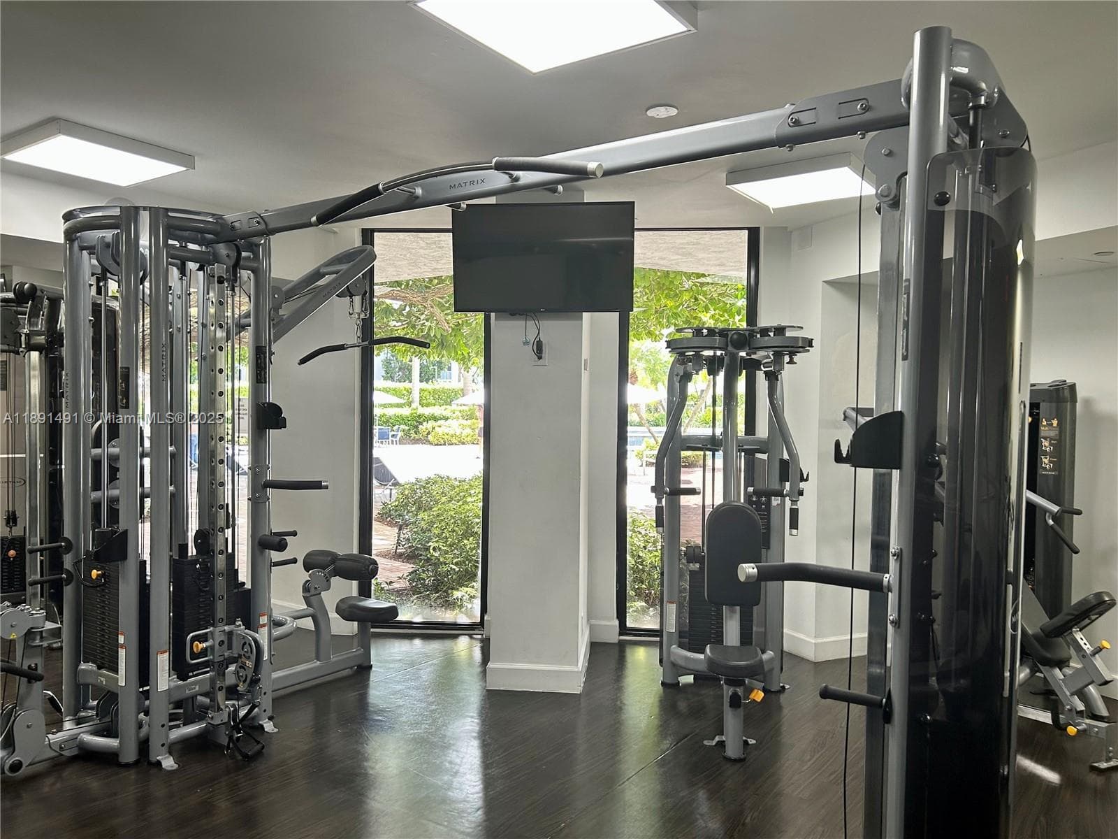 PARC CENTRAL AVENTURA EAS · #1517 in Aventura - Photo 38