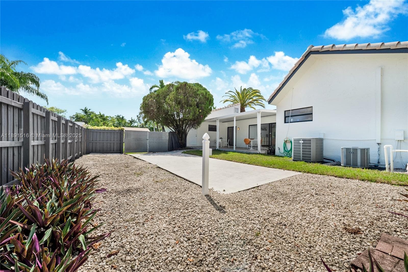 RV, Boat, Separate Entrance. Gated.