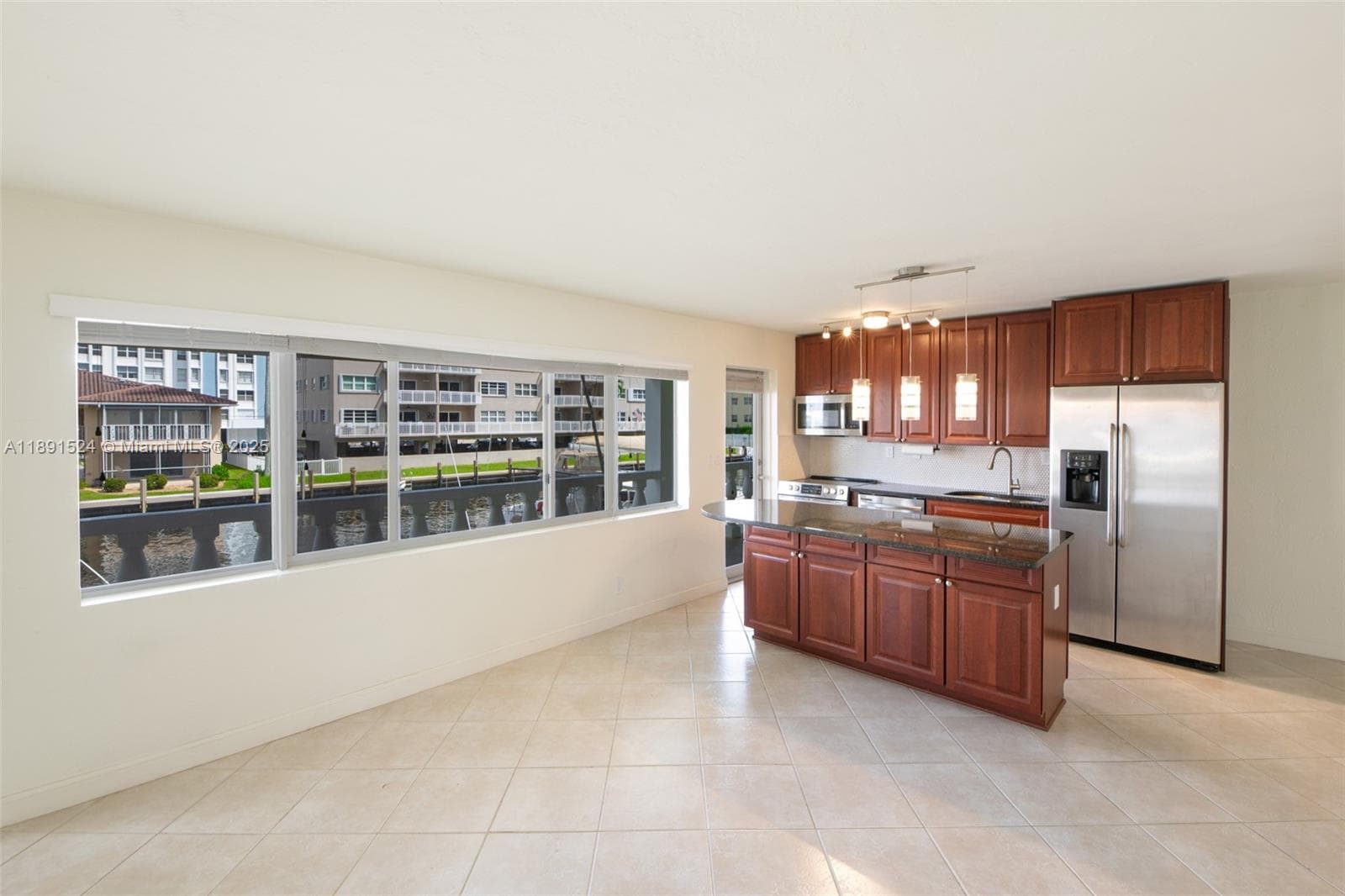 Waterside on the Intracoa · #221 in Fort Lauderdale - Photo 3