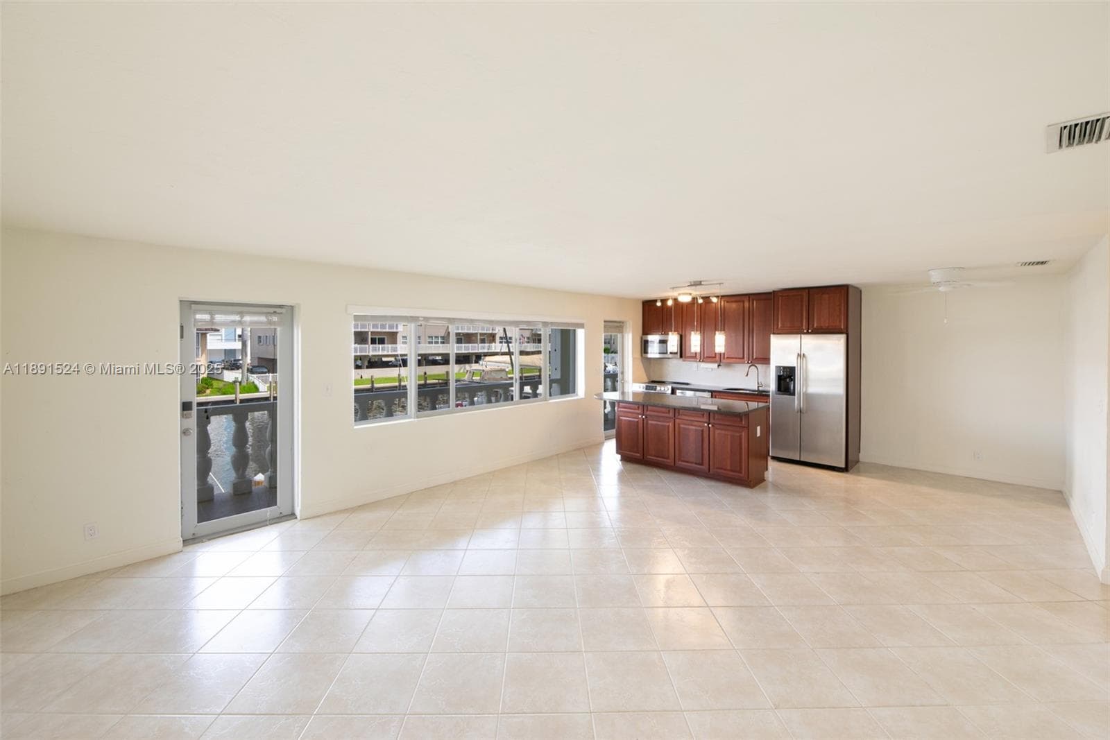 Waterside on the Intracoa · #221 in Fort Lauderdale - Photo 5