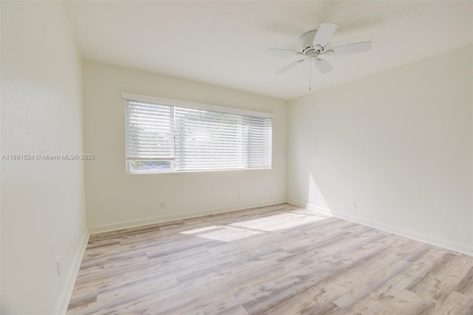 Waterside on the Intracoa · #221 in Fort Lauderdale - Photo 14