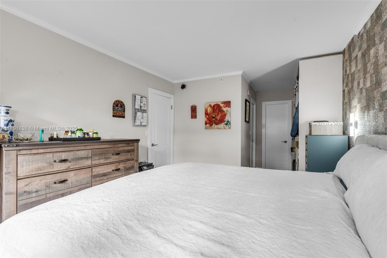 Hillcrest · #207 in Hollywood - Photo 13