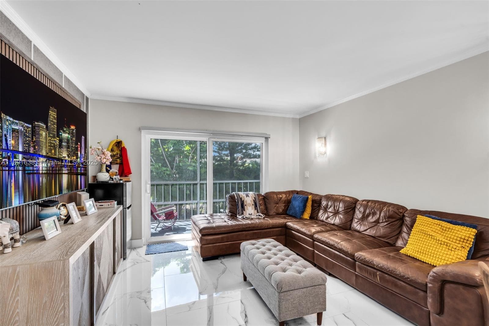 Hillcrest · #207 in Hollywood - Photo 7