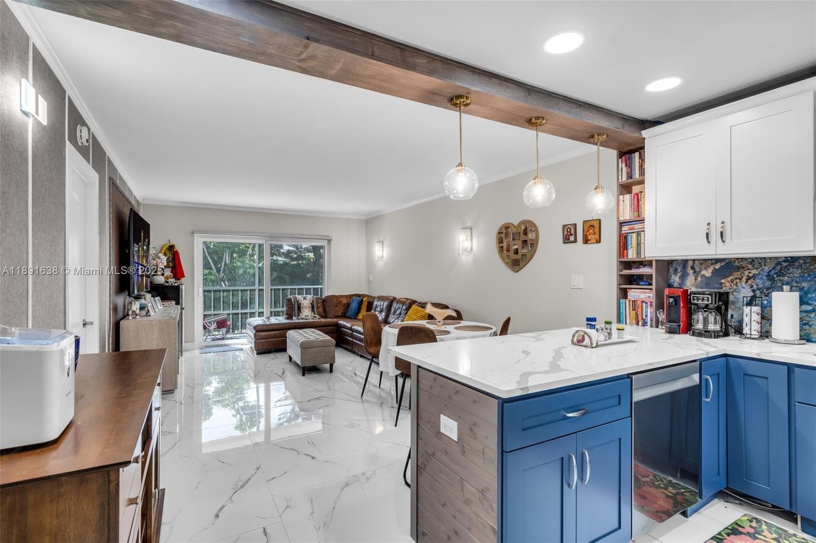 Hillcrest · #207 in Hollywood - Photo 5