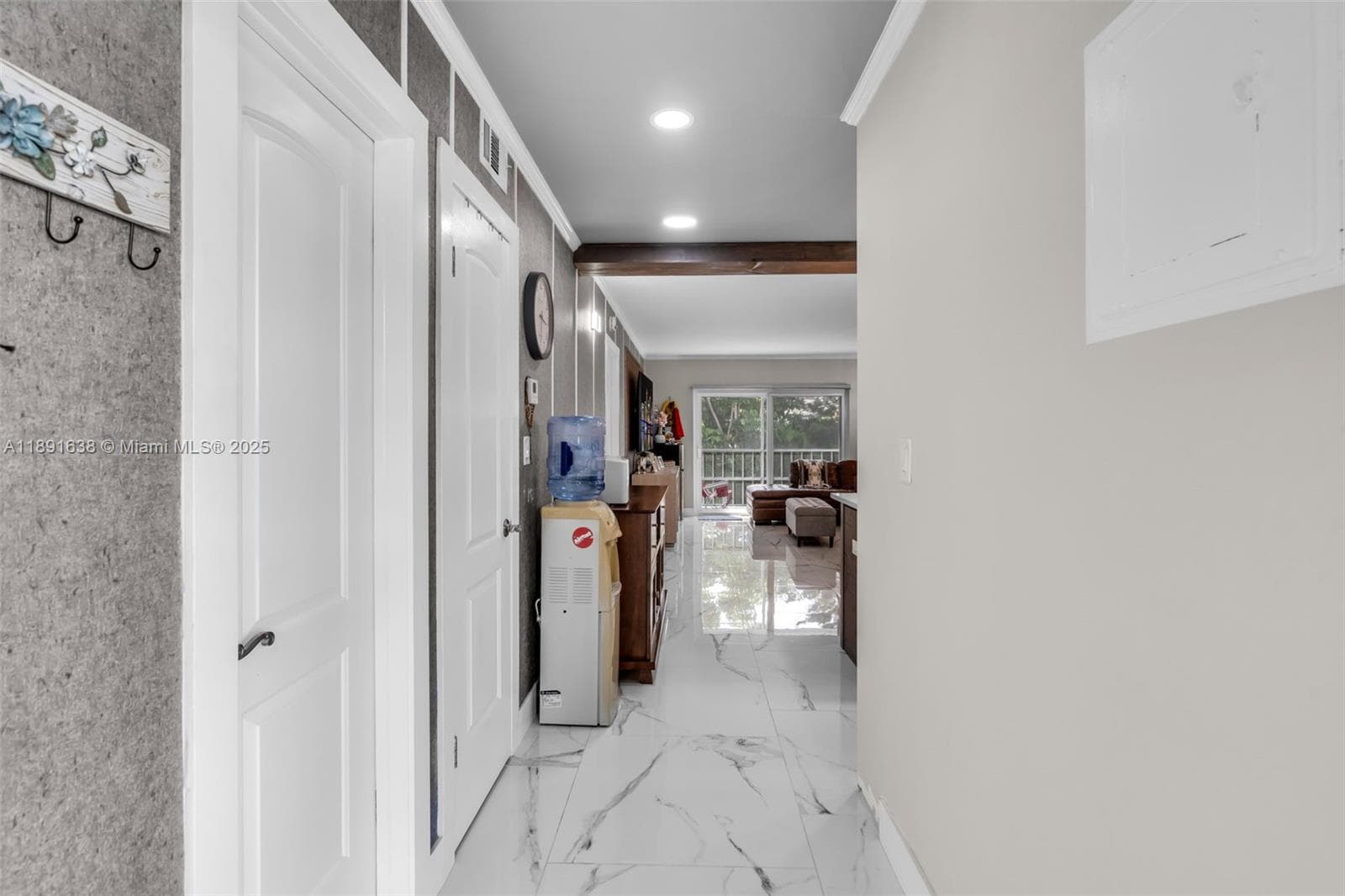 Hillcrest · #207 in Hollywood - Photo 4