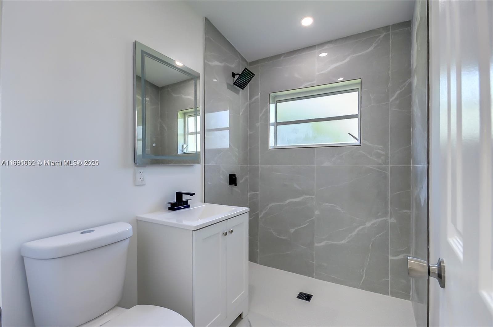 14465 SW 290th Ter photo 8