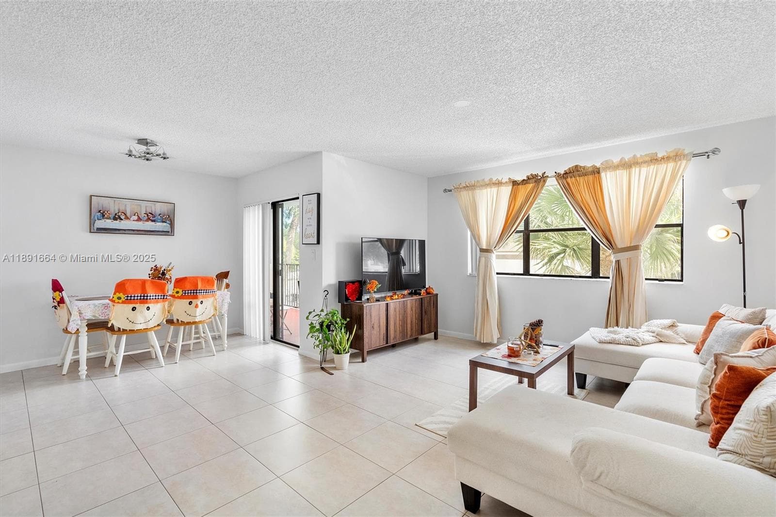 HOLLYWOOD PARC CONDOMINIU · #25-10 in Hollywood - Photo 1