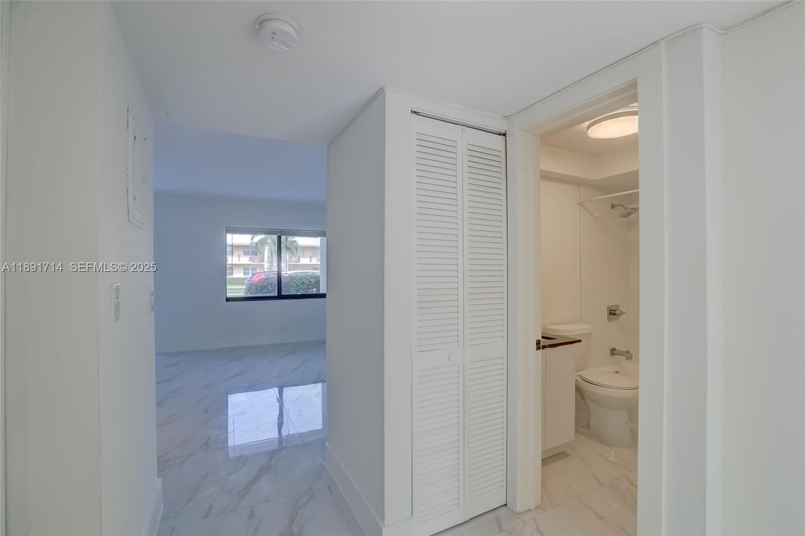 2140 Ne 56TH St · #11 in Fort Lauderdale - Photo 14