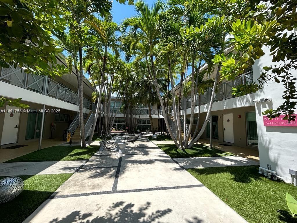 1818 Meridian House · #18 in Miami Beach - Photo 17