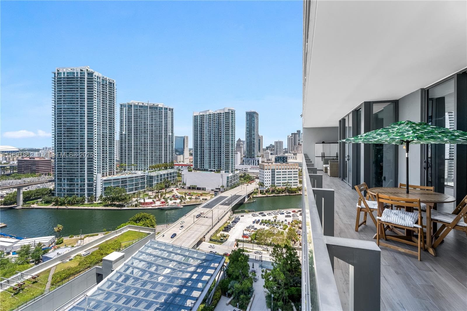Reach Brickell City Centre · #1704 in Miami - Photo 16