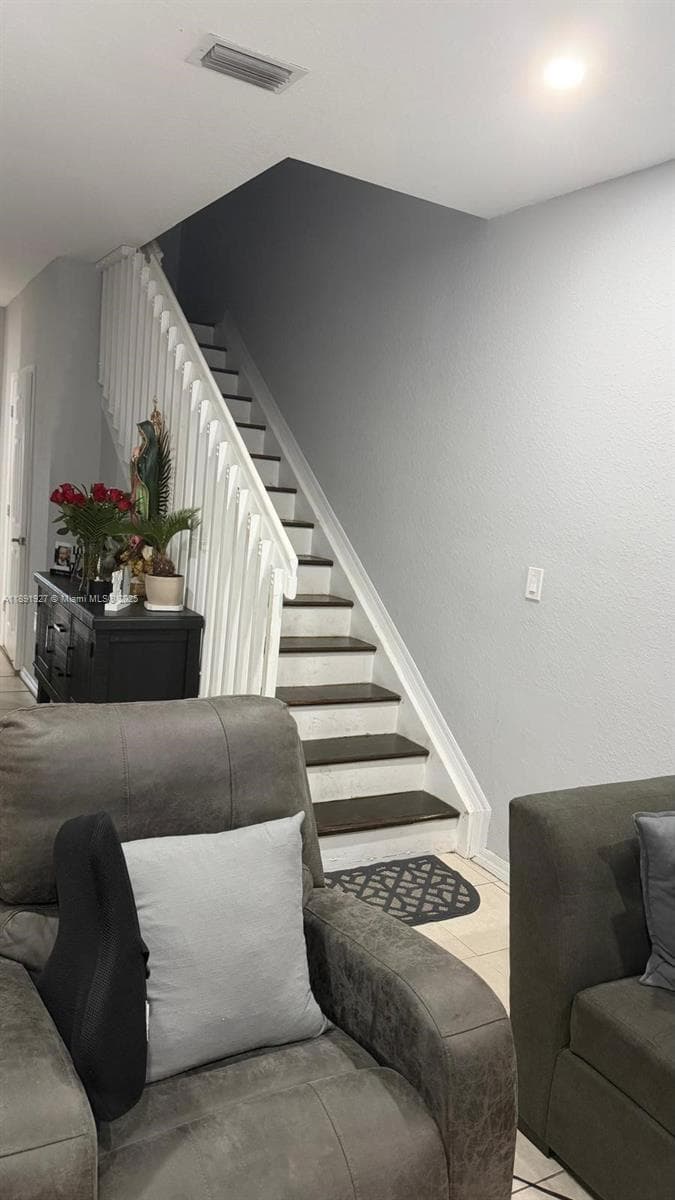 10916 SW 182nd Ln photo 2