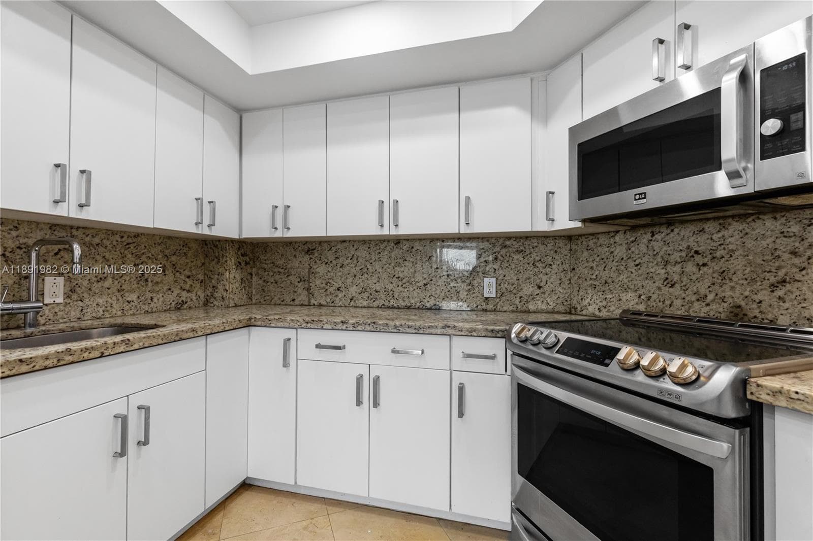 THE EXECUTIVE CONDO · #6G in Miami Beach - Photo 23
