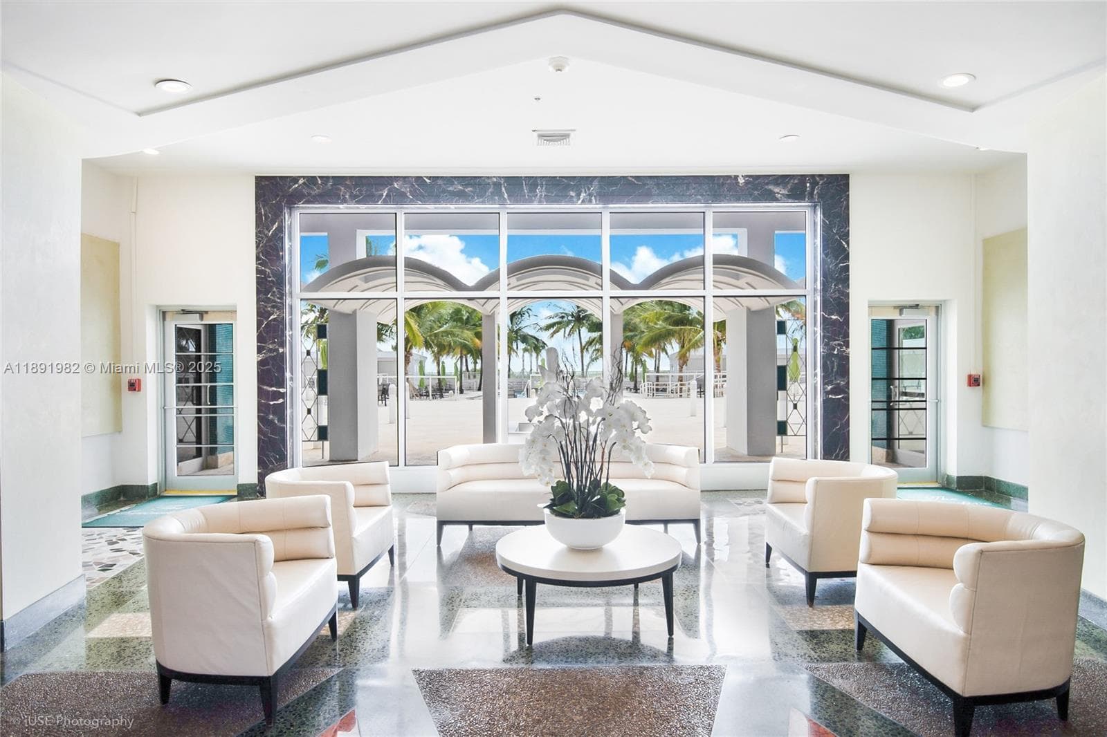 THE EXECUTIVE CONDO · #6G in Miami Beach - Photo 2