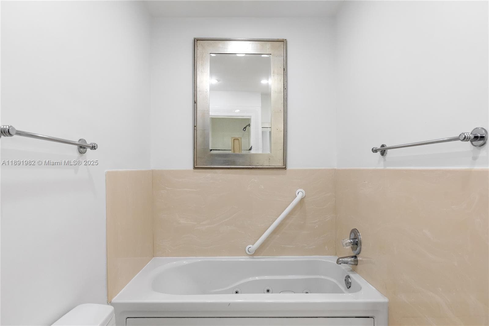 THE EXECUTIVE CONDO · #6G in Miami Beach - Photo 17