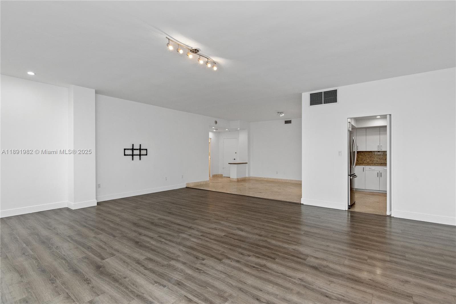 THE EXECUTIVE CONDO · #6G in Miami Beach - Photo 32