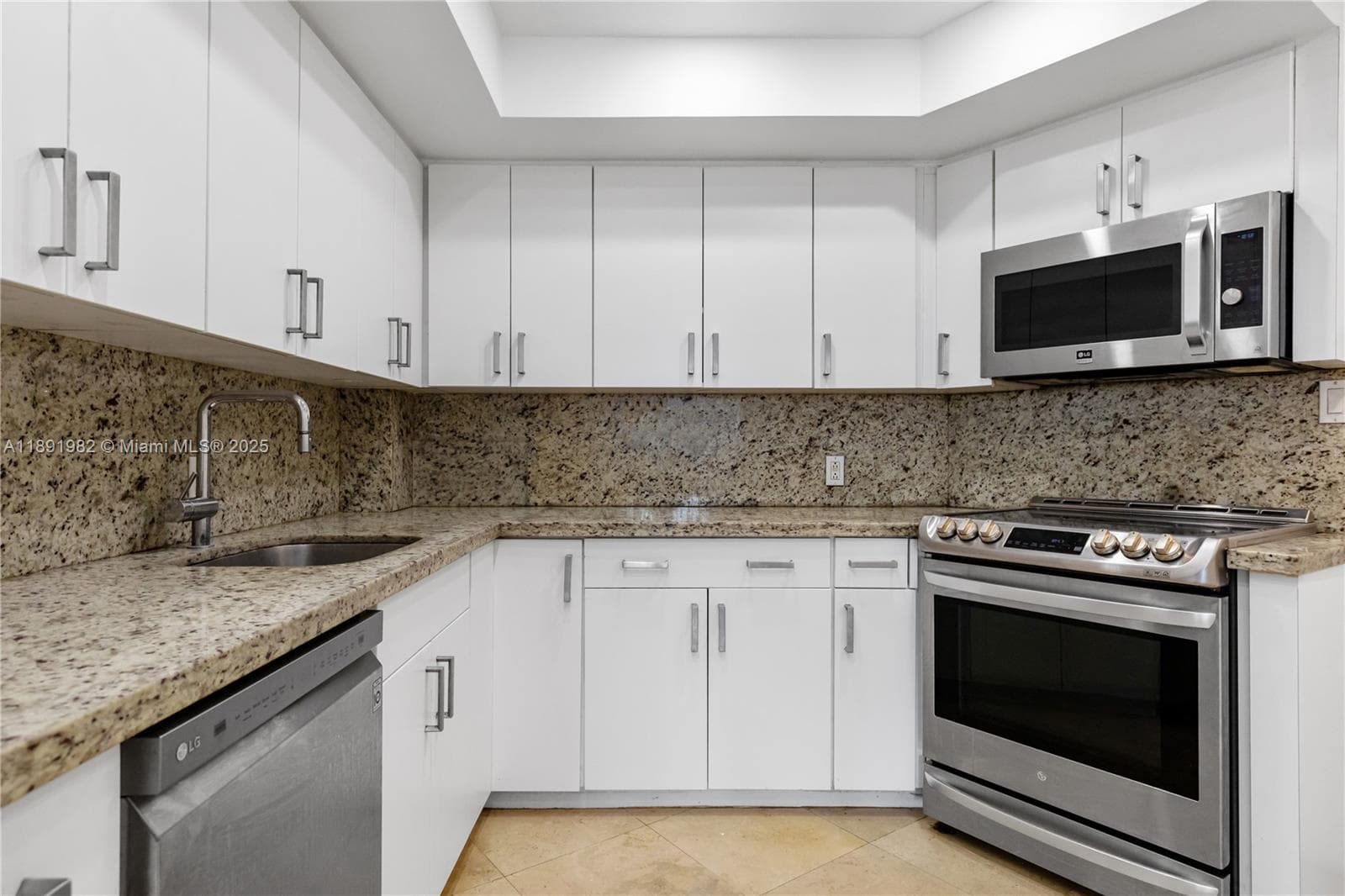 THE EXECUTIVE CONDO · #6G in Miami Beach - Photo 21