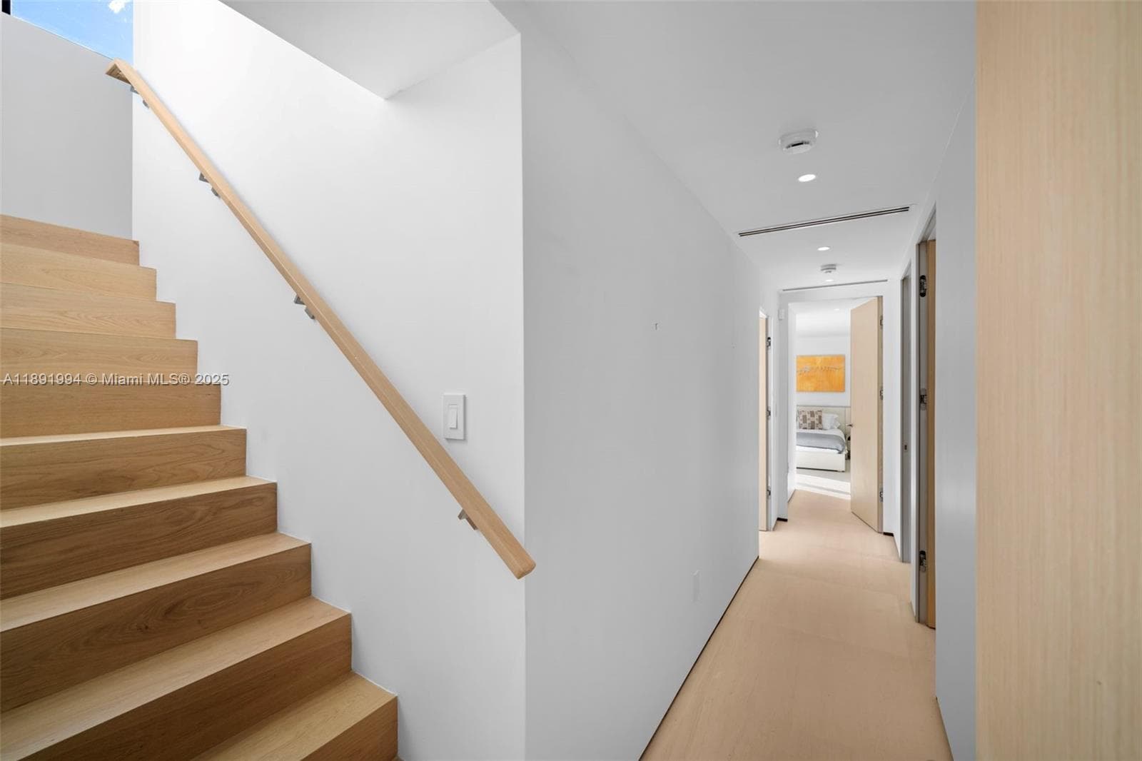 222 E Rivo Alto Dr photo 22