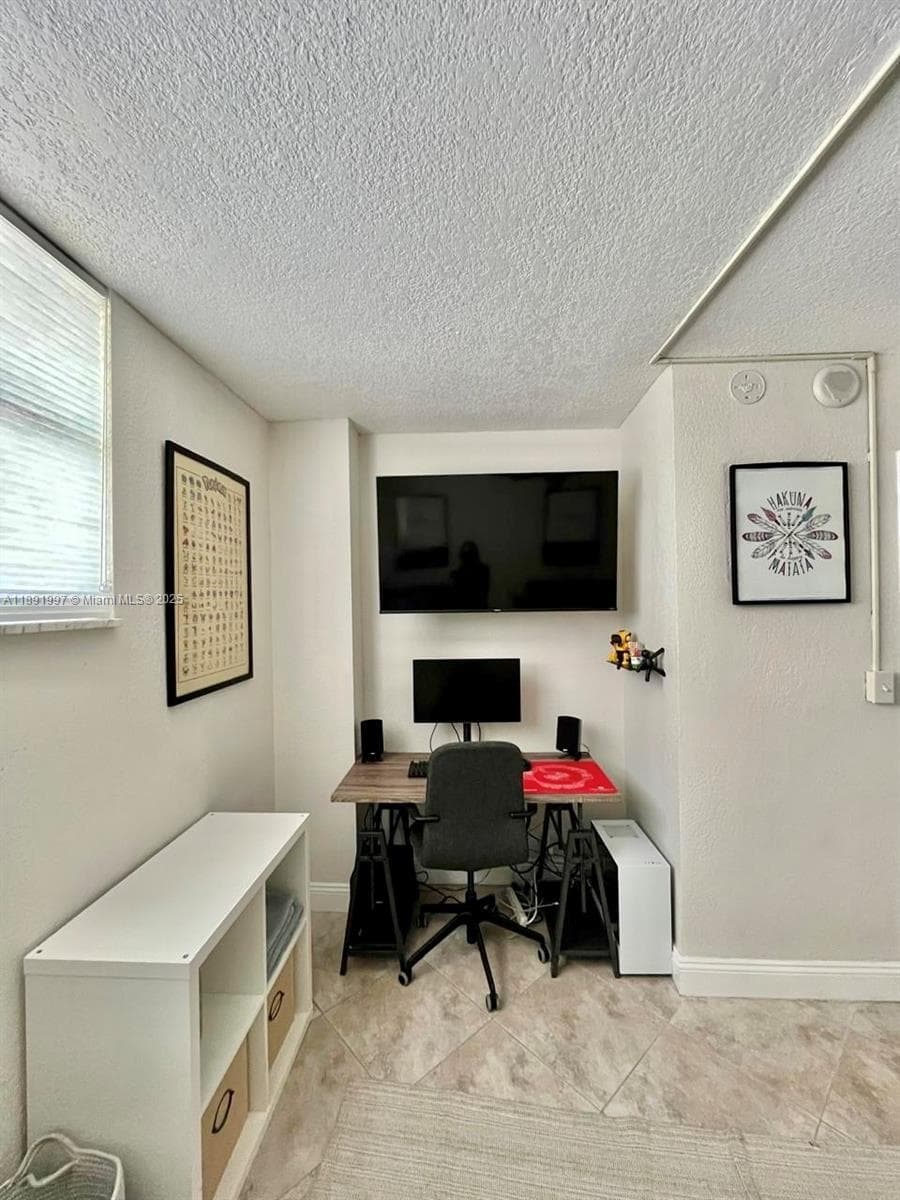 ADMIRALTY TOWERS CONDO · #905 in Pompano Beach - Photo 19