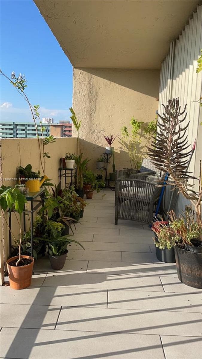 PLAZA OF WESTLAND · #1011 in Hialeah - Photo 16