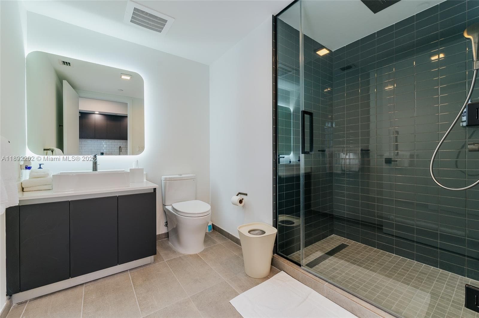 YotelPad Miami · #2508 in Miami - Photo 6