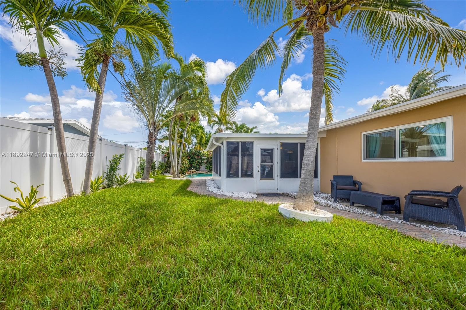 2115 NE 54th Ct photo 65