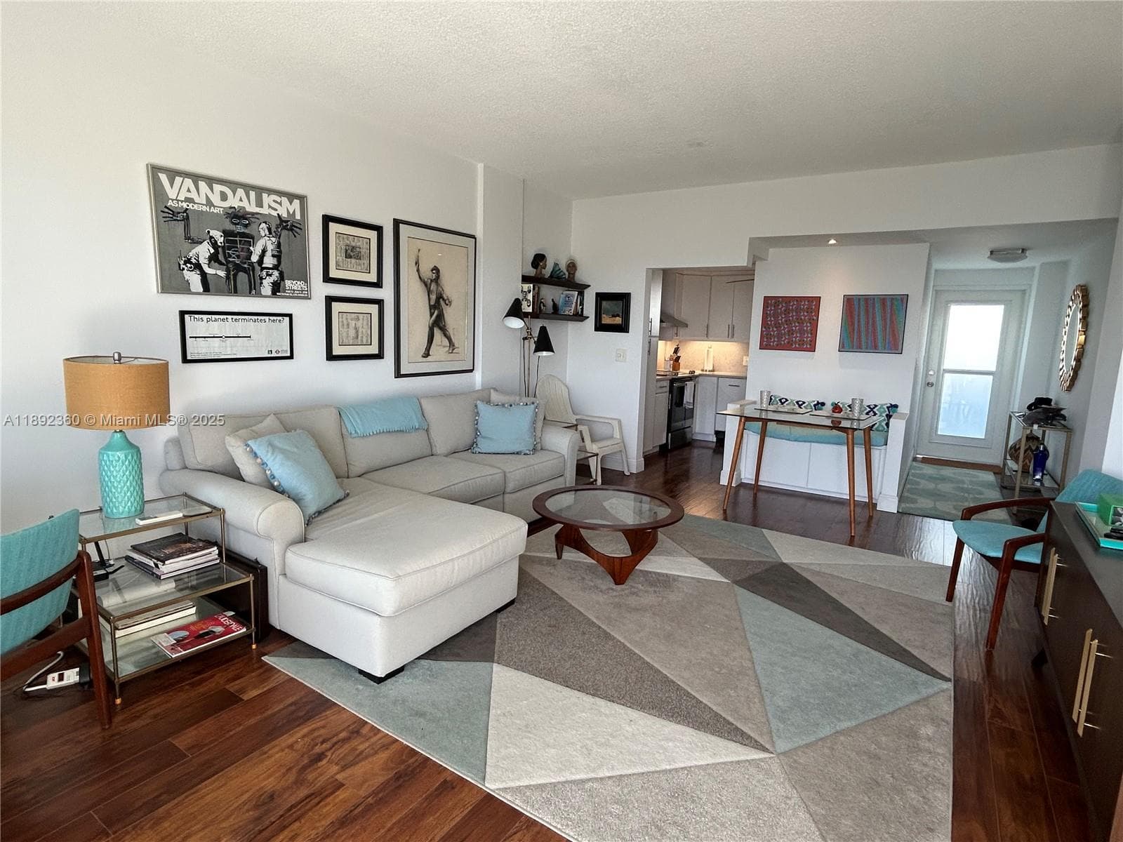SEA TOWER APTS CO-OP · #1008 in Fort Lauderdale - Photo 3