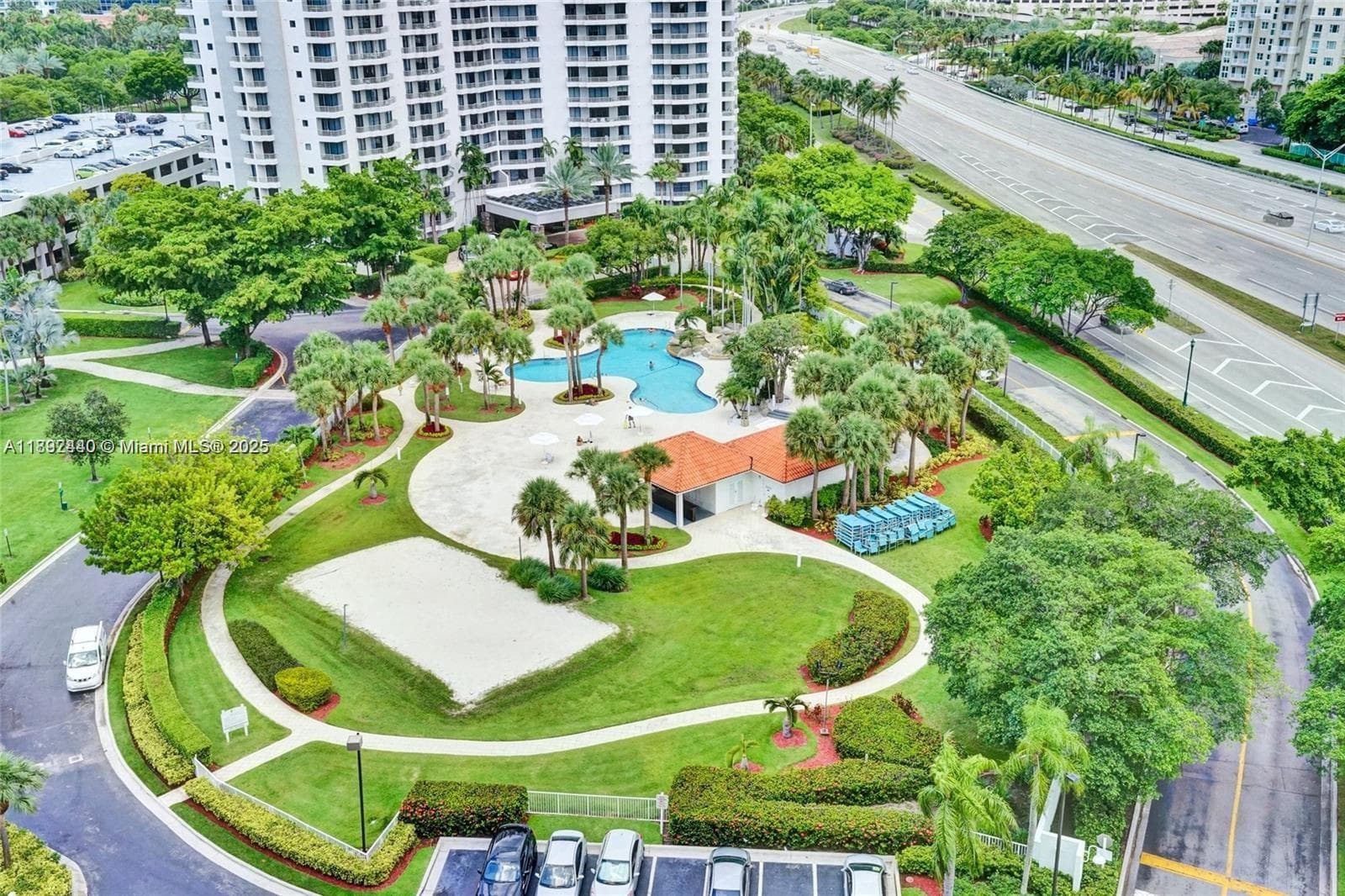 PARC CENTRAL AVENTURA EAS · #PH10 in Aventura - Photo 19