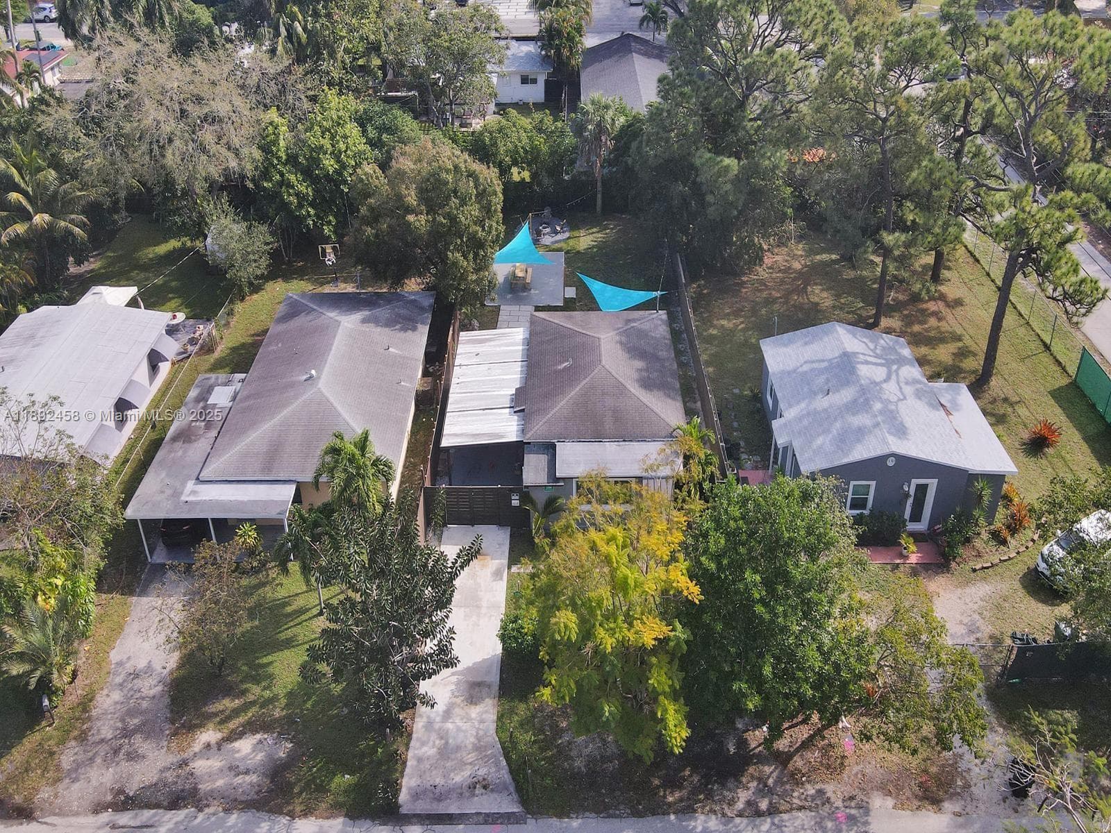1106 NW 7th Ter photo 23