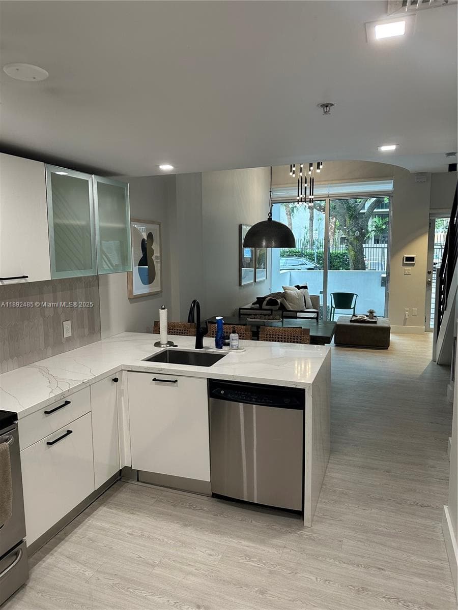 LOFTS AT MAYFAIR CONDO · #127 in Miami - Photo 11