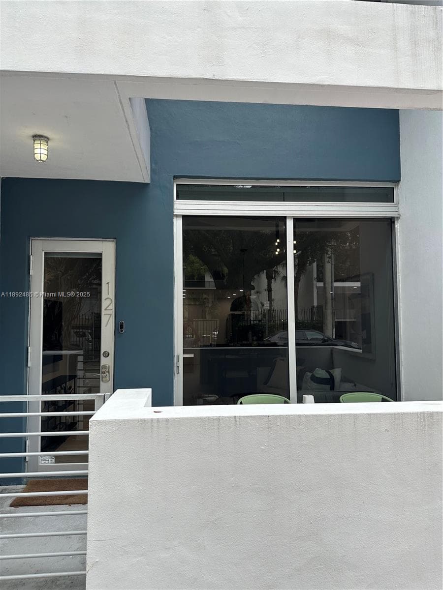 LOFTS AT MAYFAIR CONDO · #127 in Miami - Photo 4