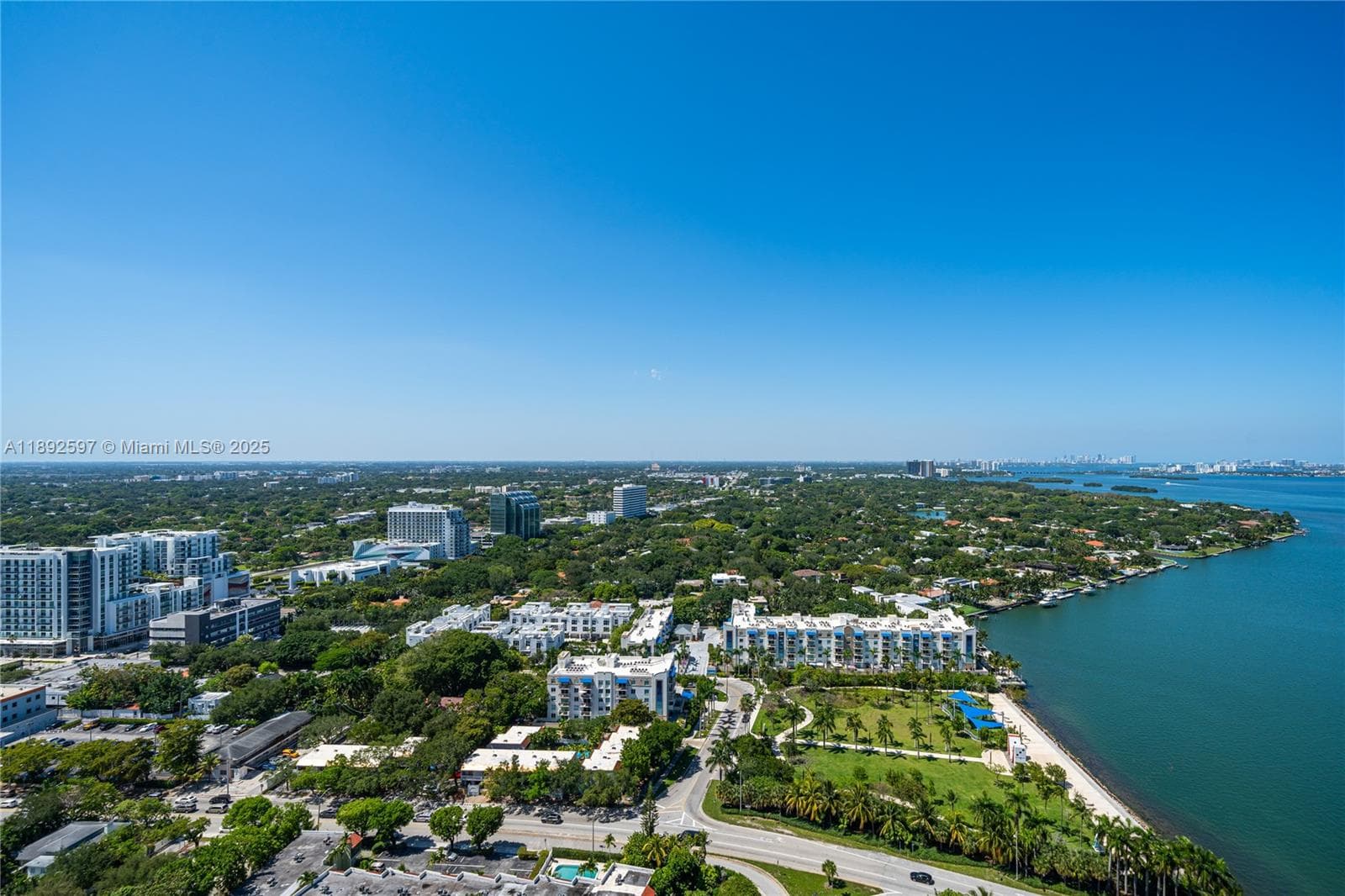 Blue Condominium · #2908 in Miami - Photo 6