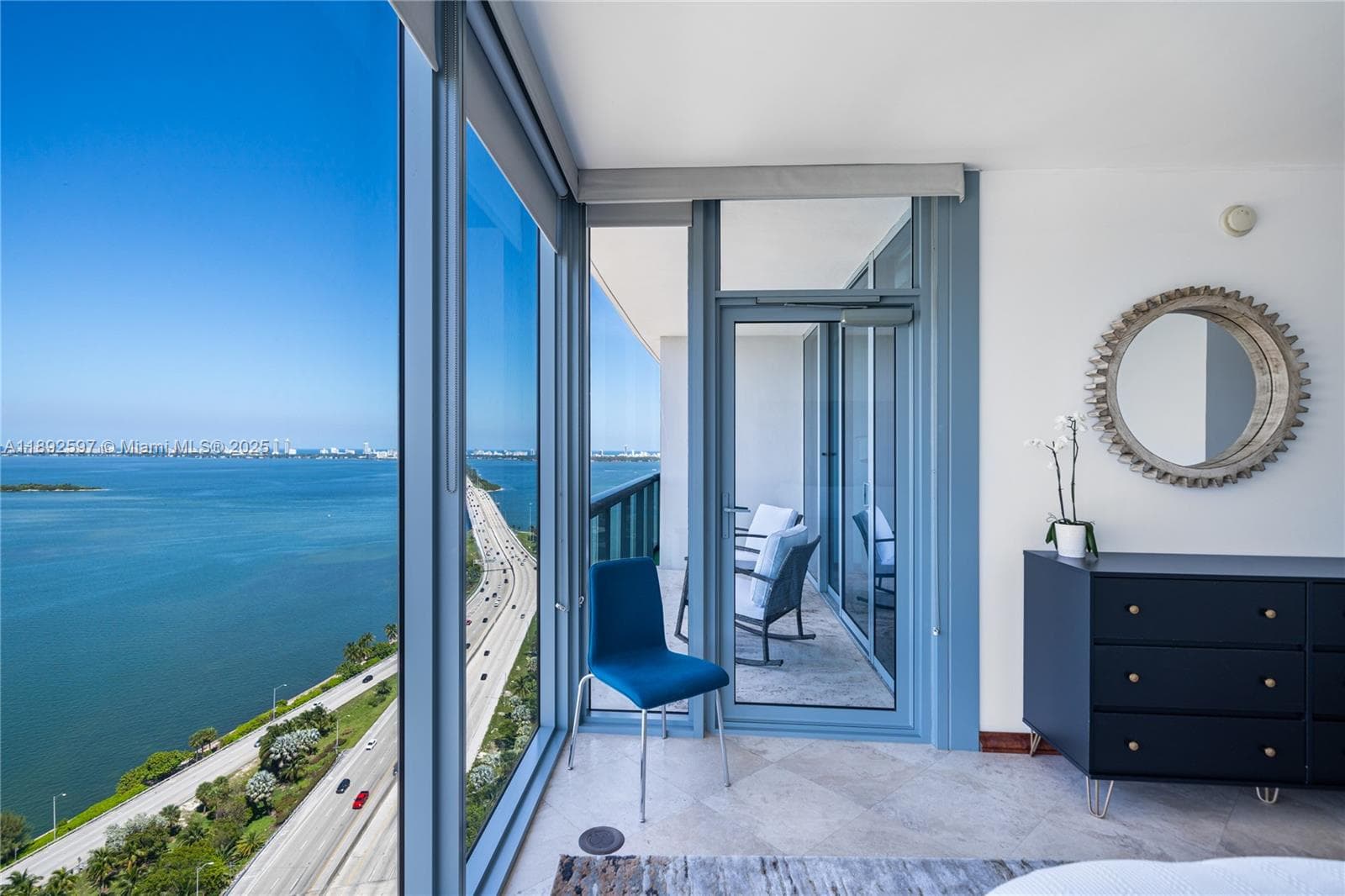 Blue Condominium · #2908 in Miami - Photo 17