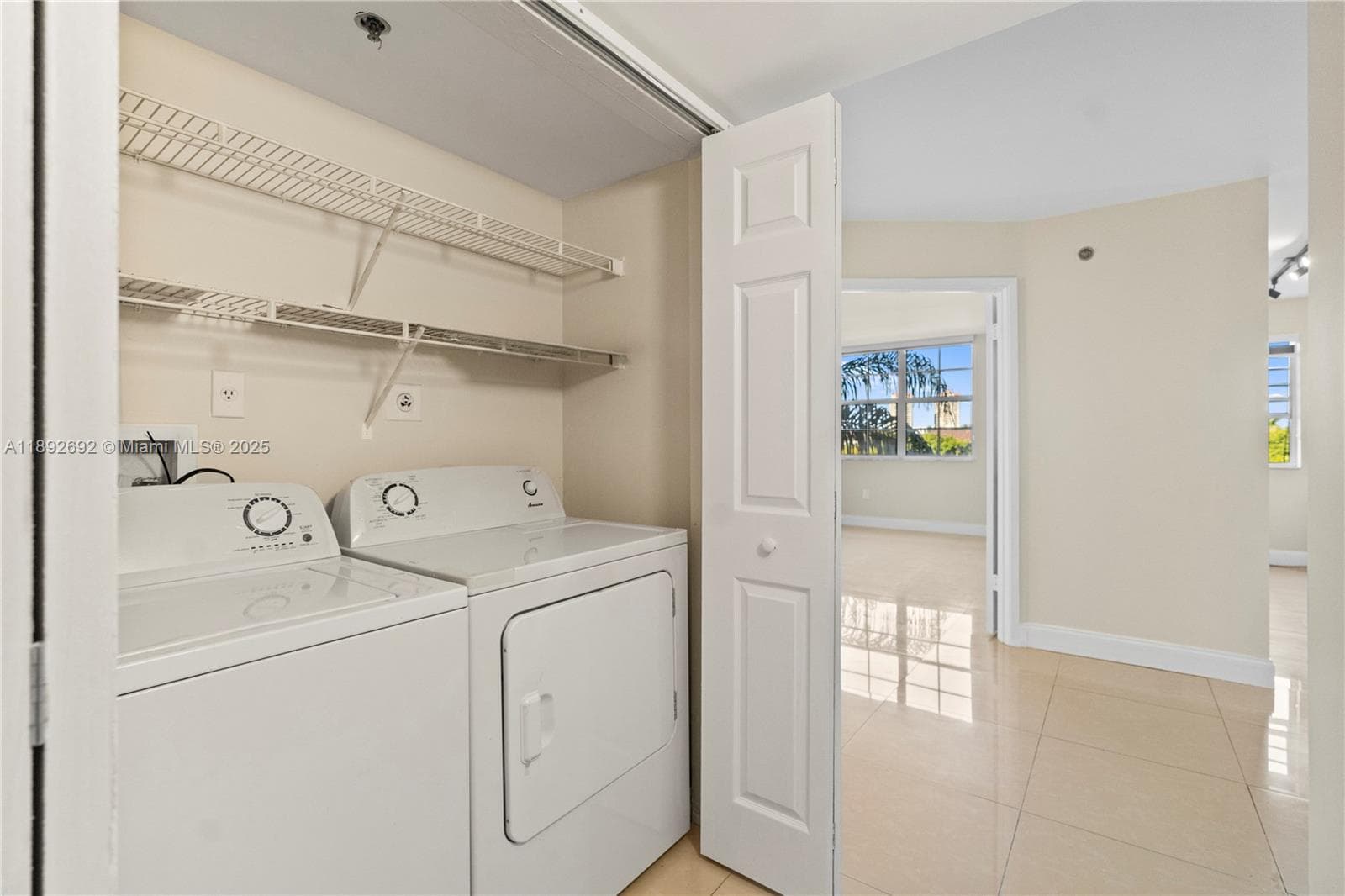 THE YACHT CLUB AT AVENTUR · #6501 in Aventura - Photo 23