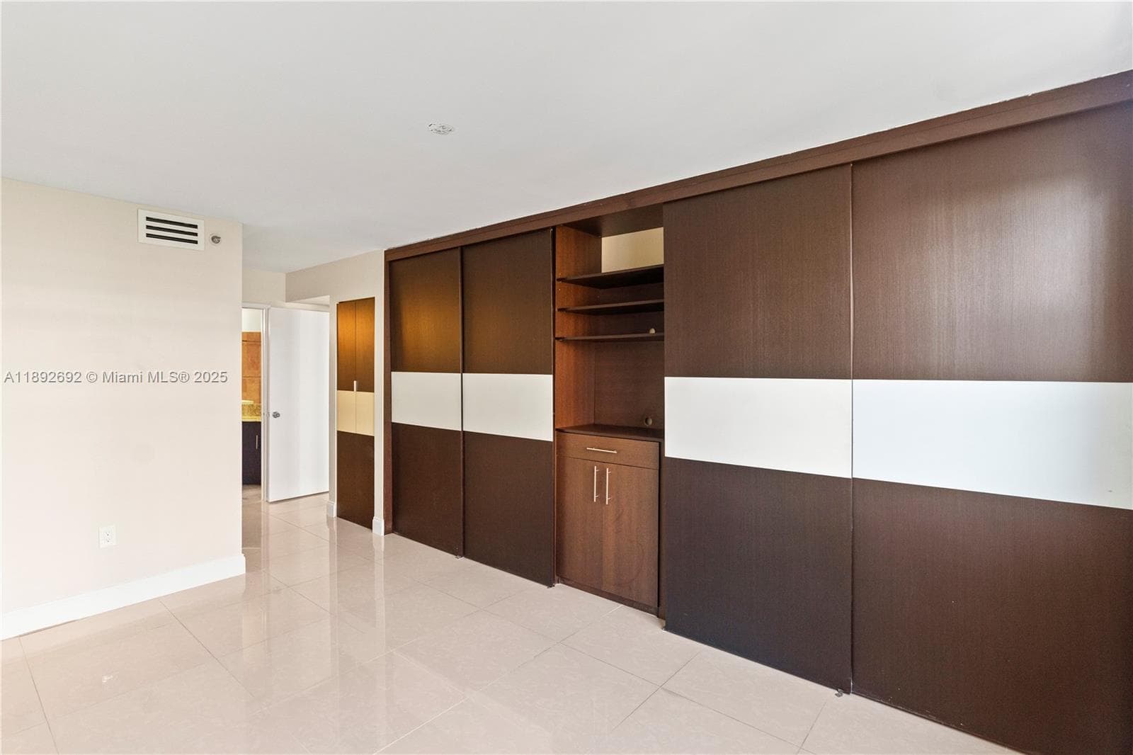 THE YACHT CLUB AT AVENTUR · #6501 in Aventura - Photo 12