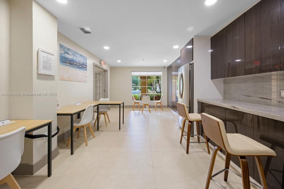 THE YACHT CLUB AT AVENTUR · #6501 in Aventura - Photo 32