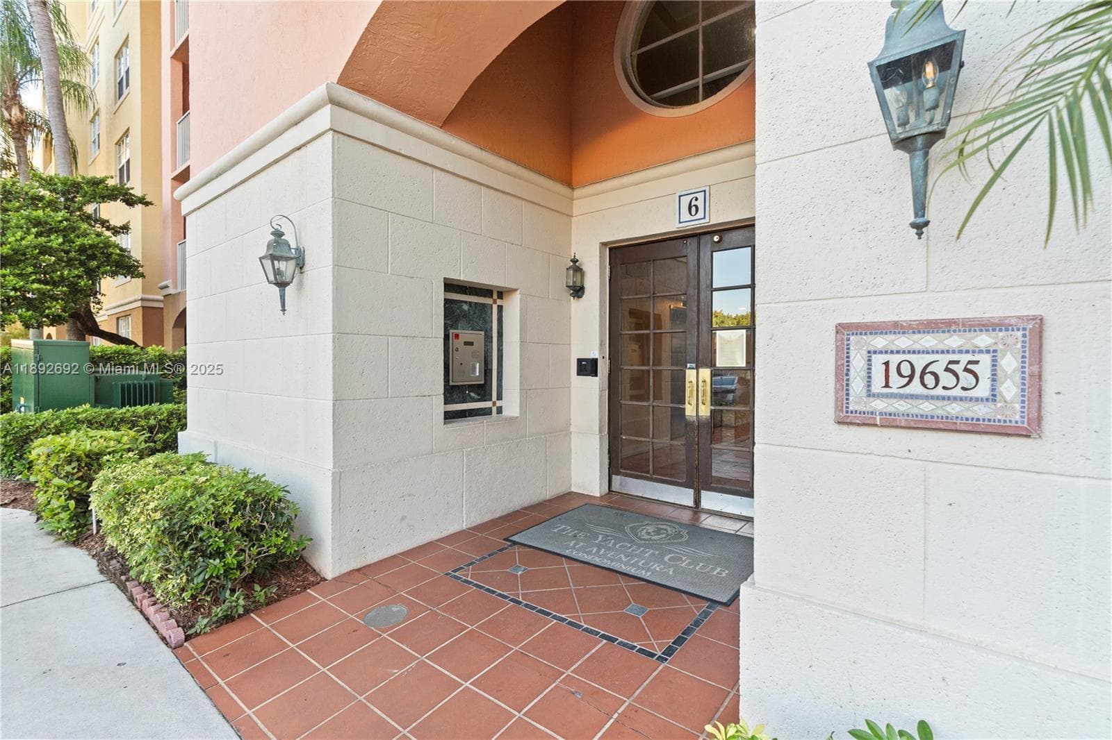 THE YACHT CLUB AT AVENTUR · #6501 in Aventura - Photo 24