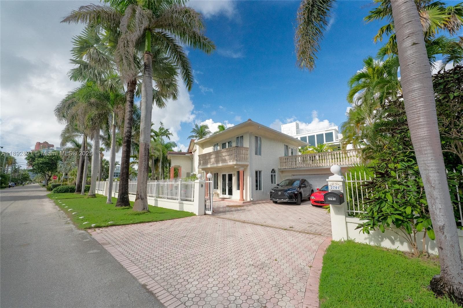 2701 N Atlantic Blvd photo 6