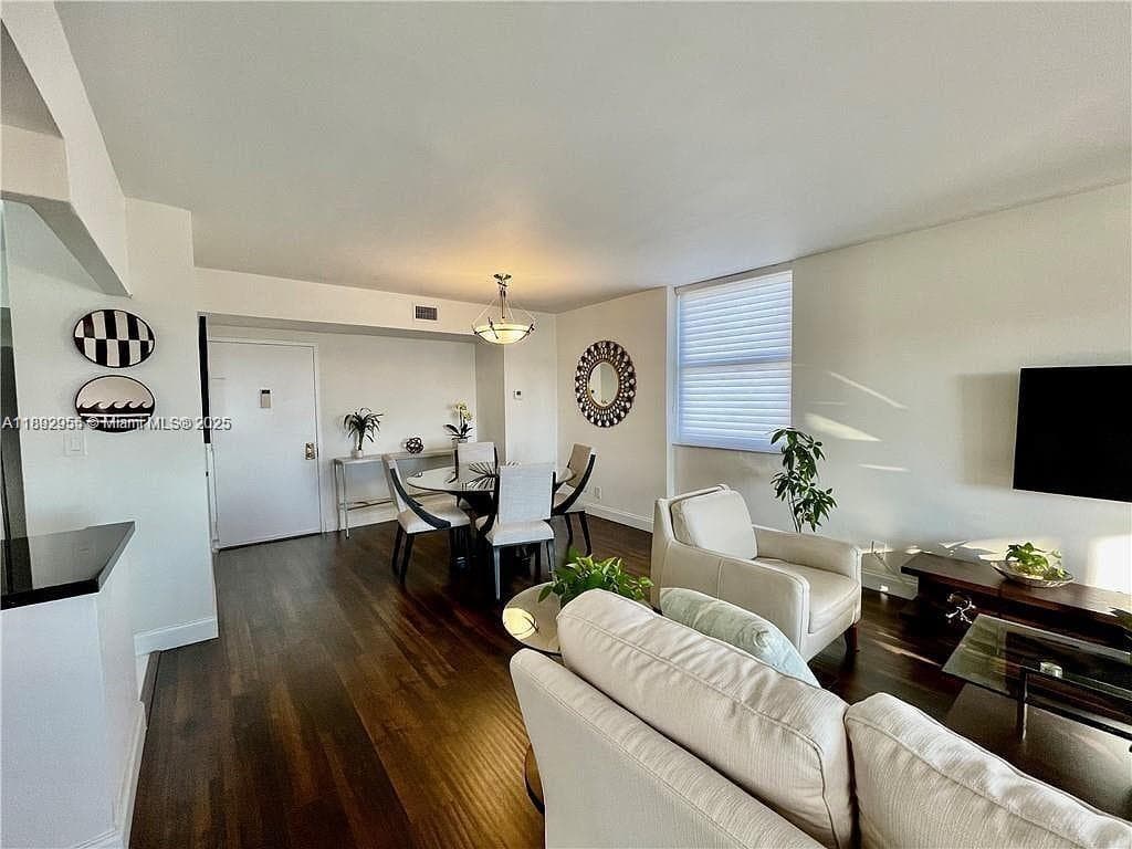 Hillcrest No 21 Condo · #601B in Hollywood - Photo 12